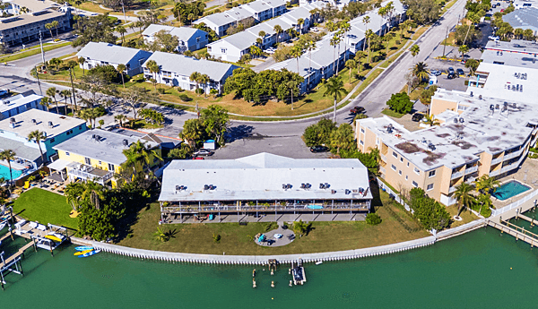 10 UNIT WATERFRONT APT BUILDING FOR SALE IN TREASURE ISLAND