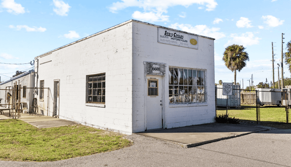 ST. PETE COMMERCIAL BUILDING